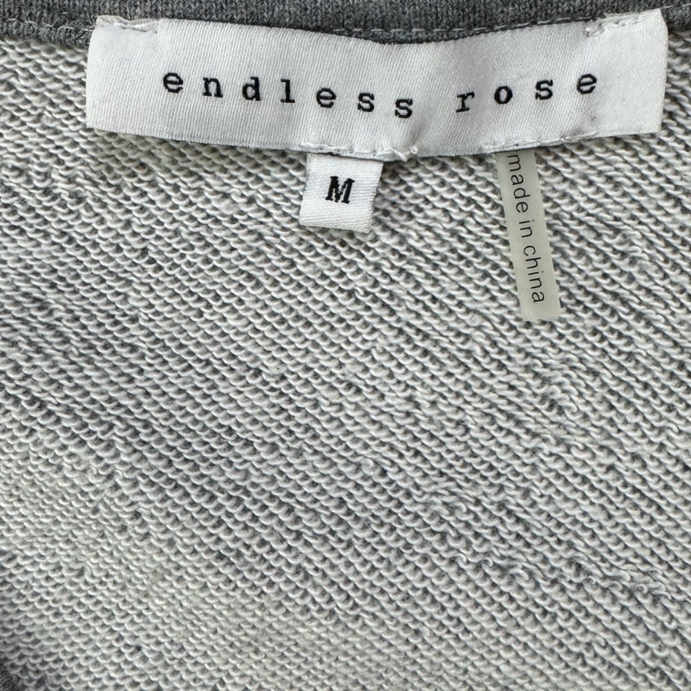 Endless Rose Women’s Gray Floral Embellished V-Neck Sweater Size Medium - Picture 7 of 9